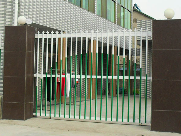 單開(kāi)護(hù)欄門